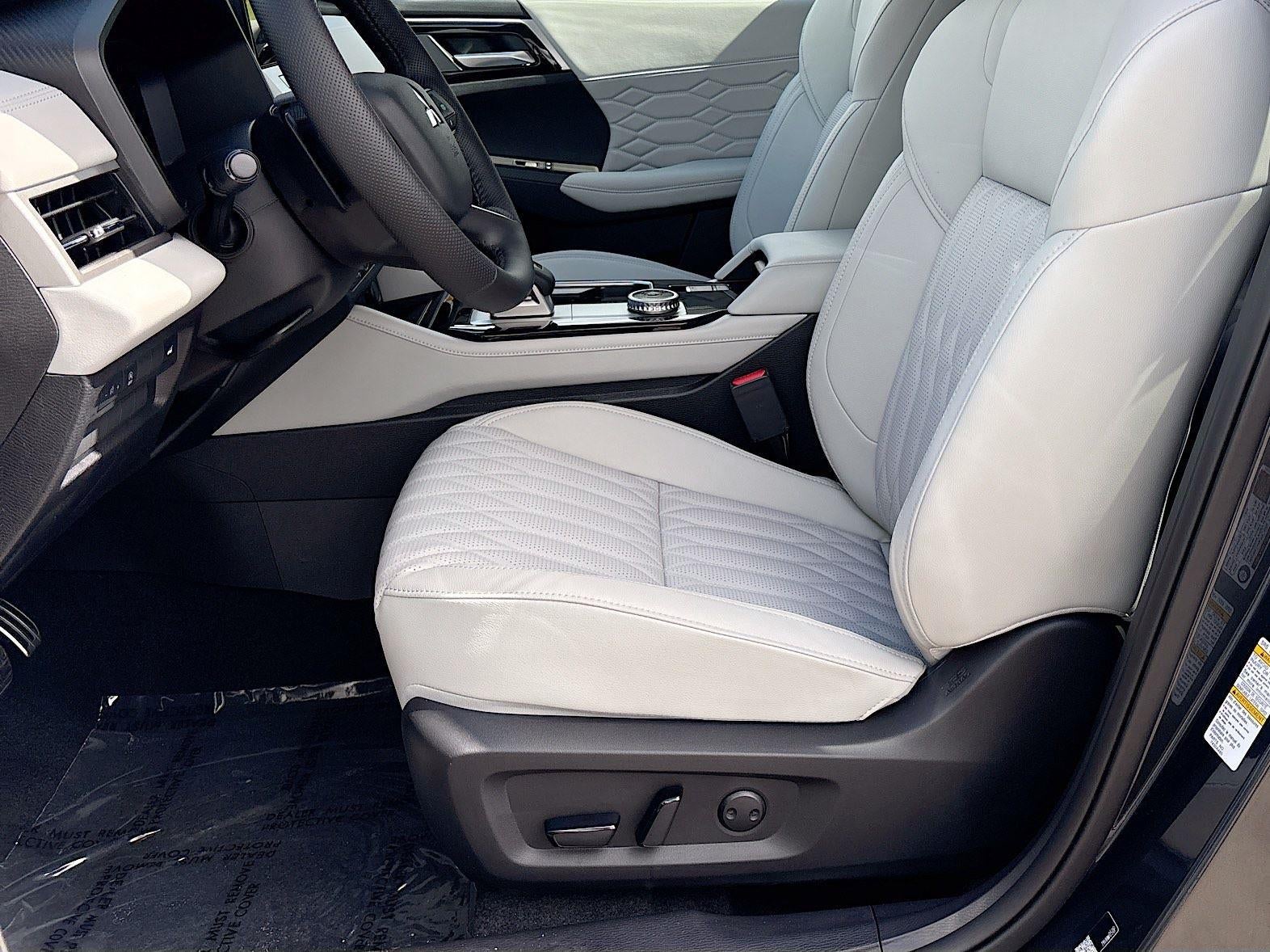 2026 Mitsubishi Outlander SEL