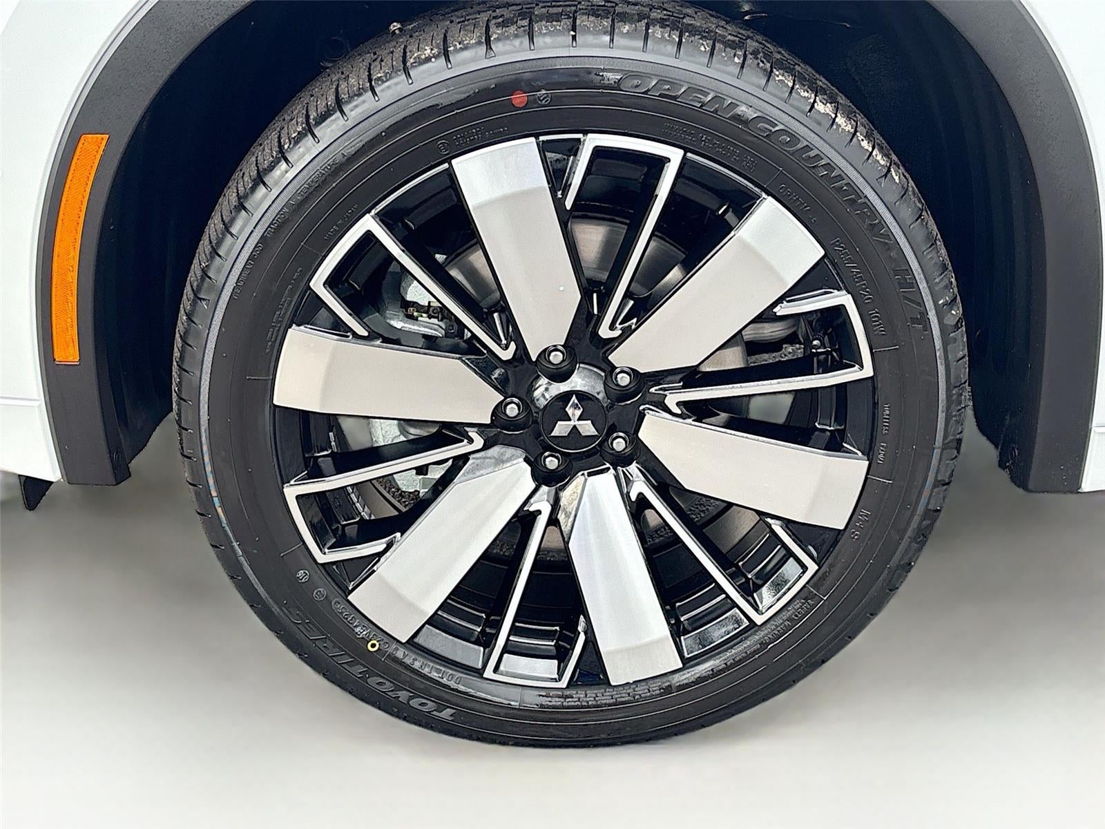 2026 Mitsubishi Outlander SEL