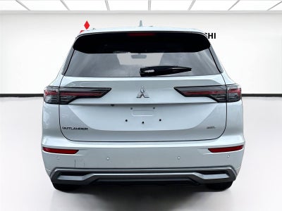 2026 Mitsubishi Outlander SEL