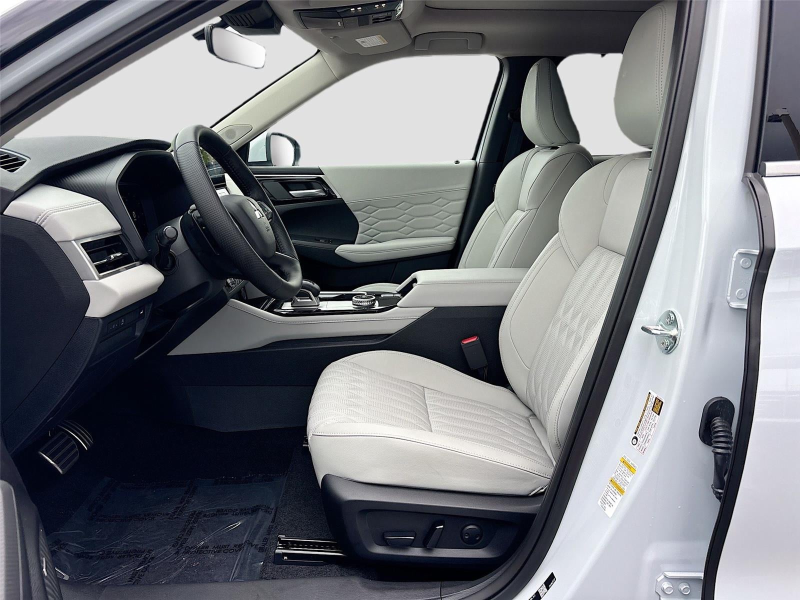 2026 Mitsubishi Outlander SEL