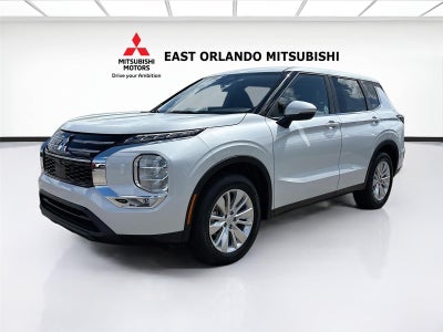 2026 Mitsubishi Outlander ES
