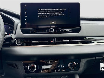 2026 Mitsubishi Outlander SE