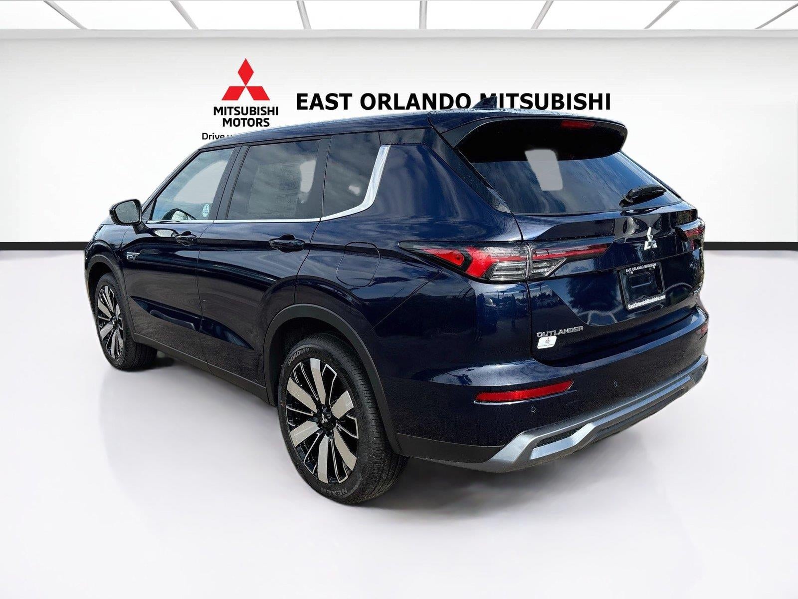 2026 Mitsubishi Outlander Plug-In Hybrid SE