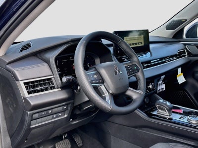 2026 Mitsubishi Outlander Plug-In Hybrid SE