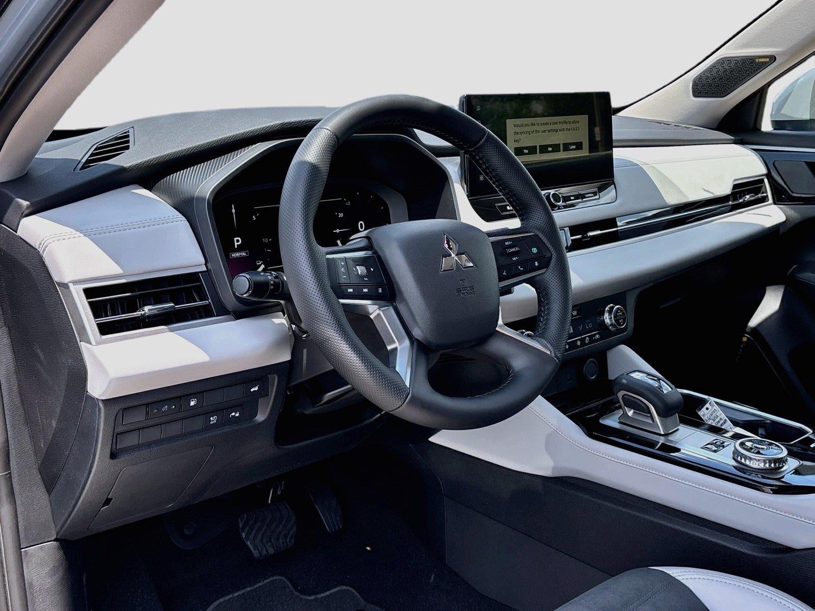 2026 Mitsubishi Outlander Plug-In Hybrid SE