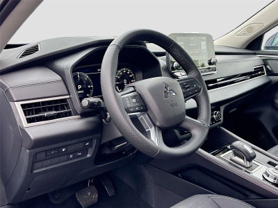 2025 Mitsubishi Outlander PHEV SE