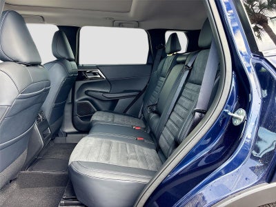 2025 Mitsubishi Outlander PHEV SE