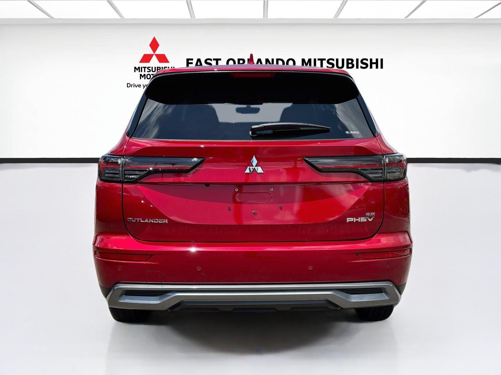 2026 Mitsubishi Outlander Plug-In Hybrid SE