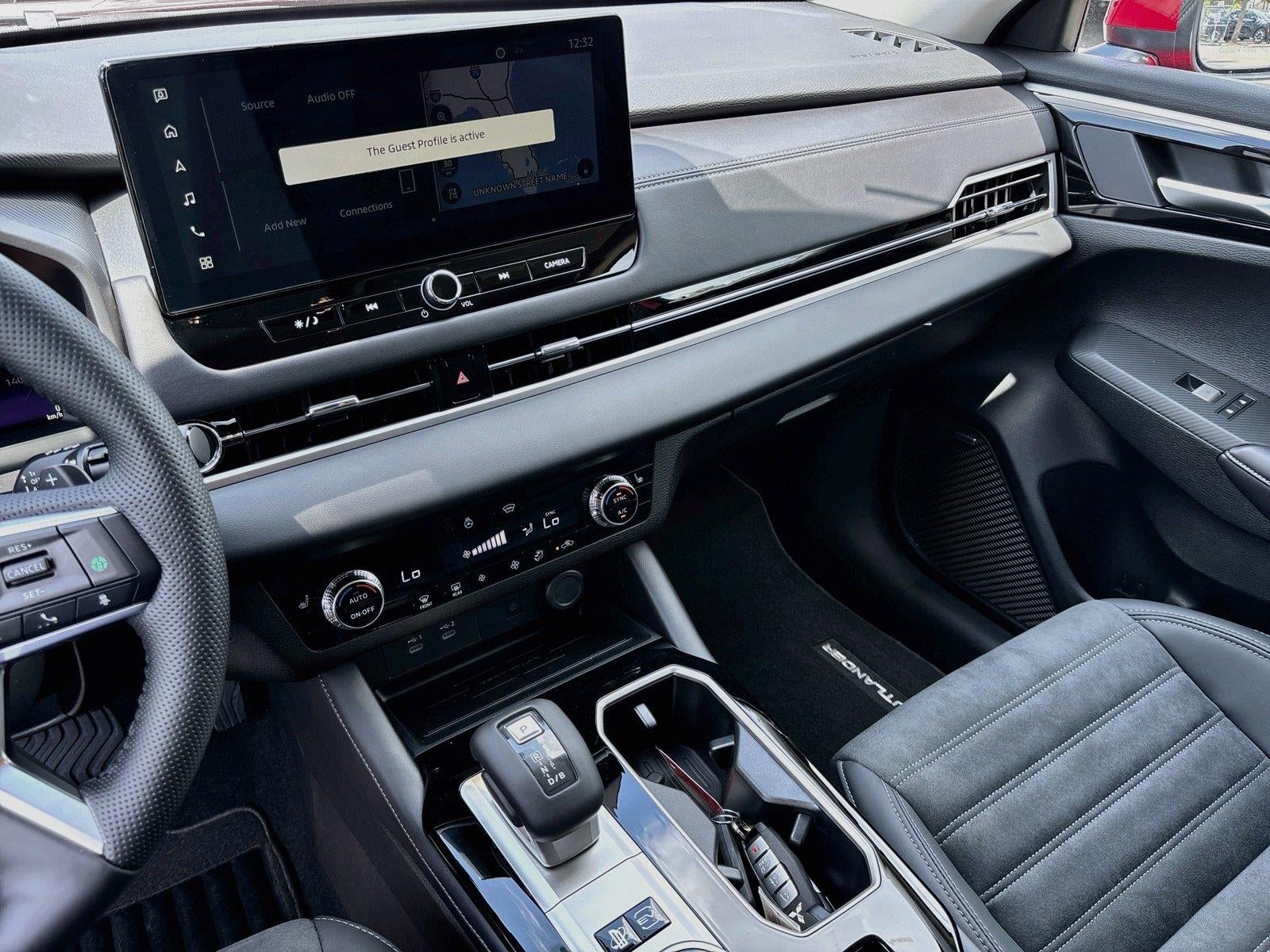 2026 Mitsubishi Outlander Plug-In Hybrid SE