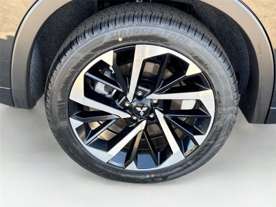 2025 Mitsubishi Outlander PHEV SEL Platinum Edition