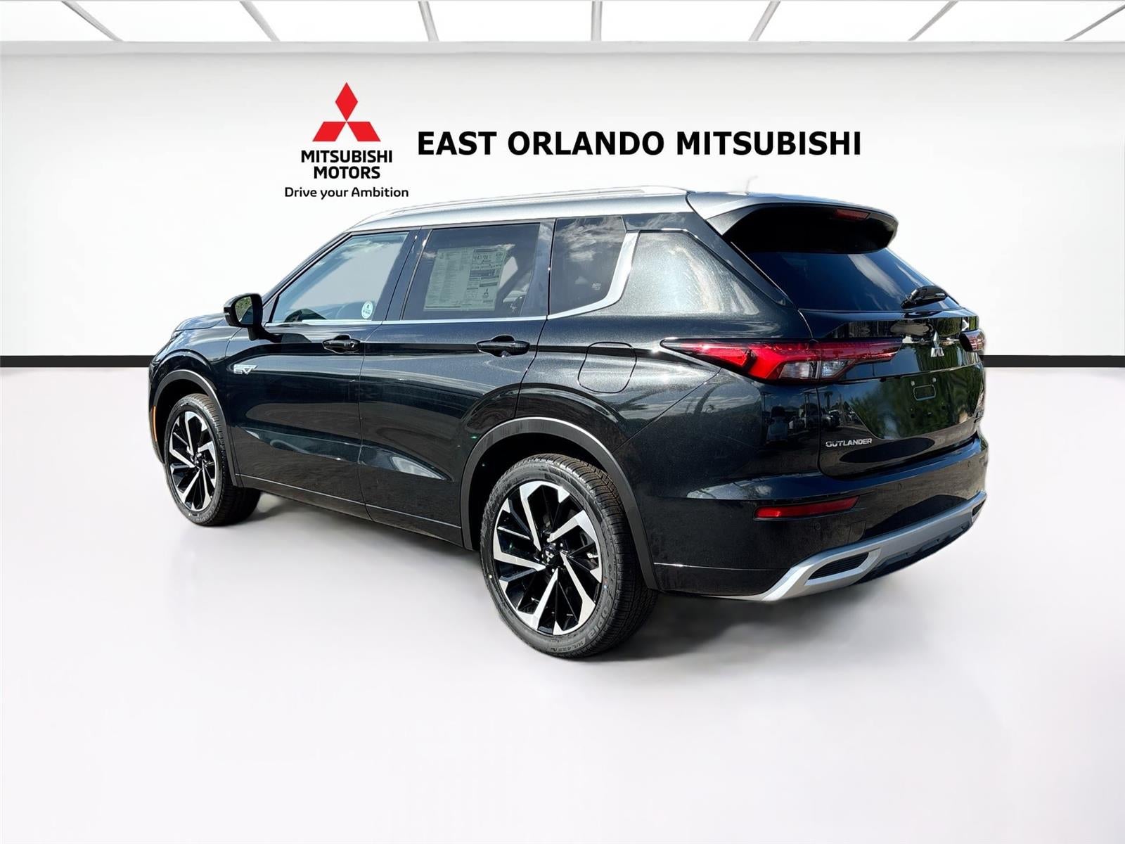 2025 Mitsubishi Outlander PHEV SEL Platinum Edition