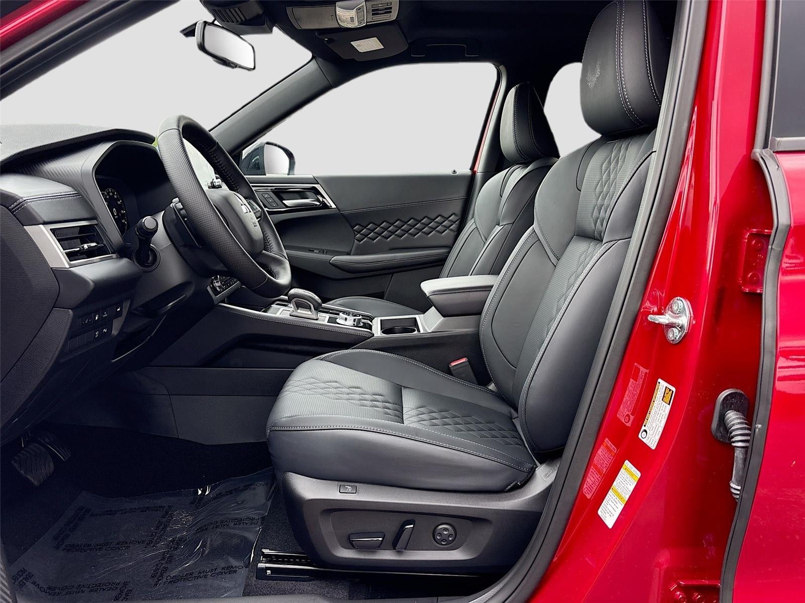 2025 Mitsubishi Outlander PHEV SEL Black Edition