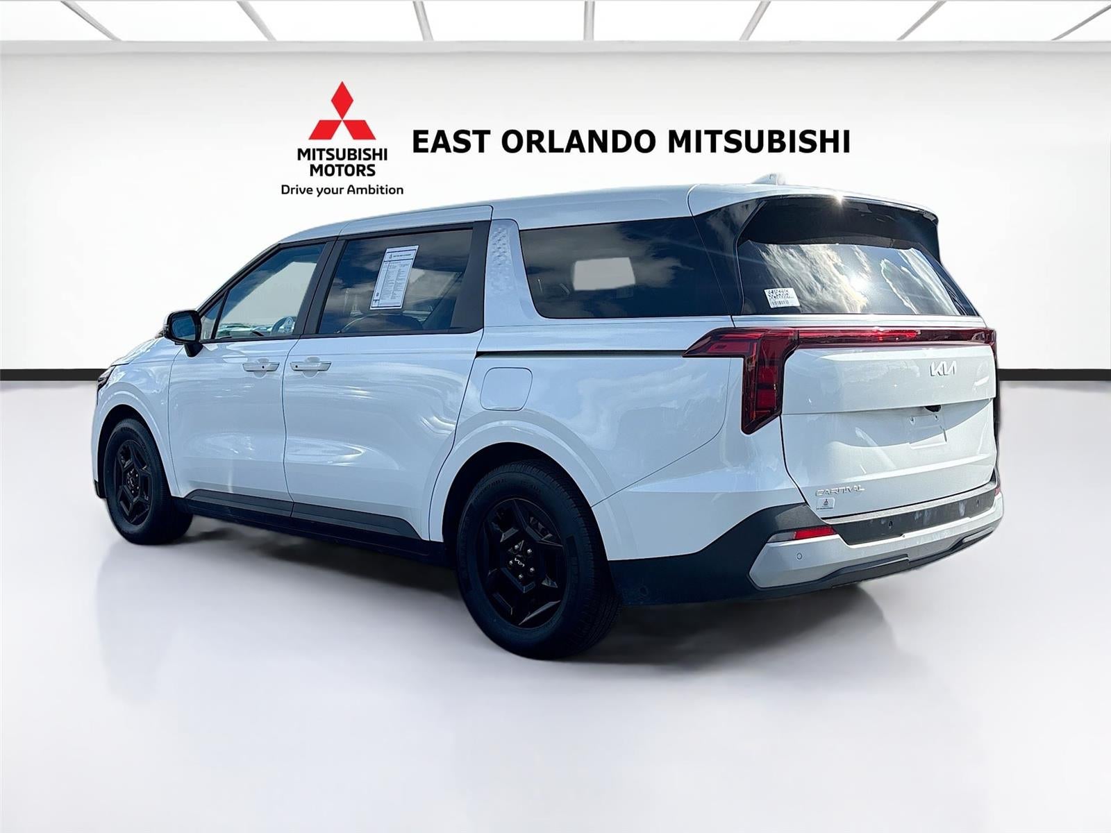 2025 Kia Carnival LXS