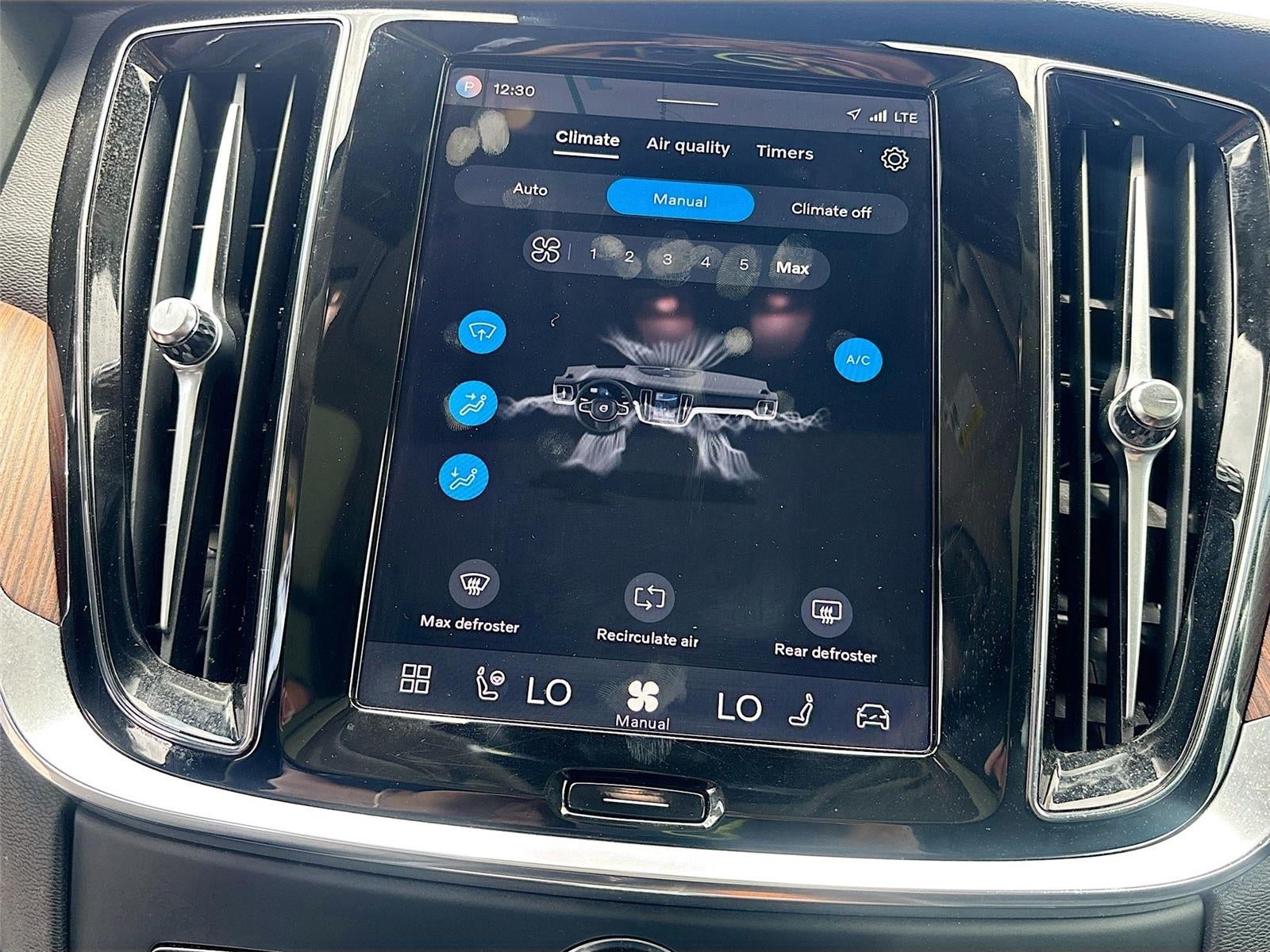2025 Volvo V60 Cross Country Plus - Photo 16