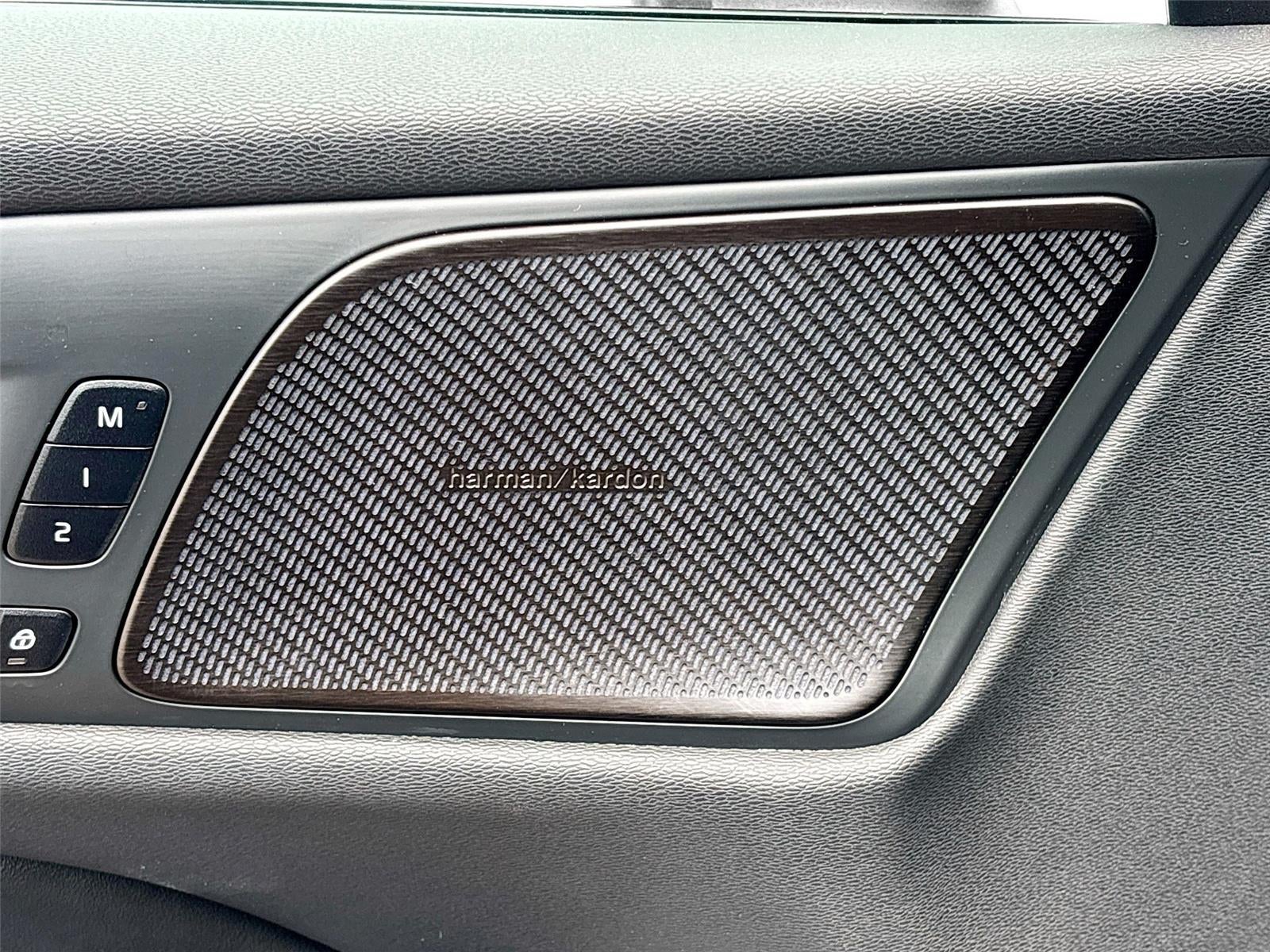 2025 Volvo V60 Cross Country Plus - Photo 19