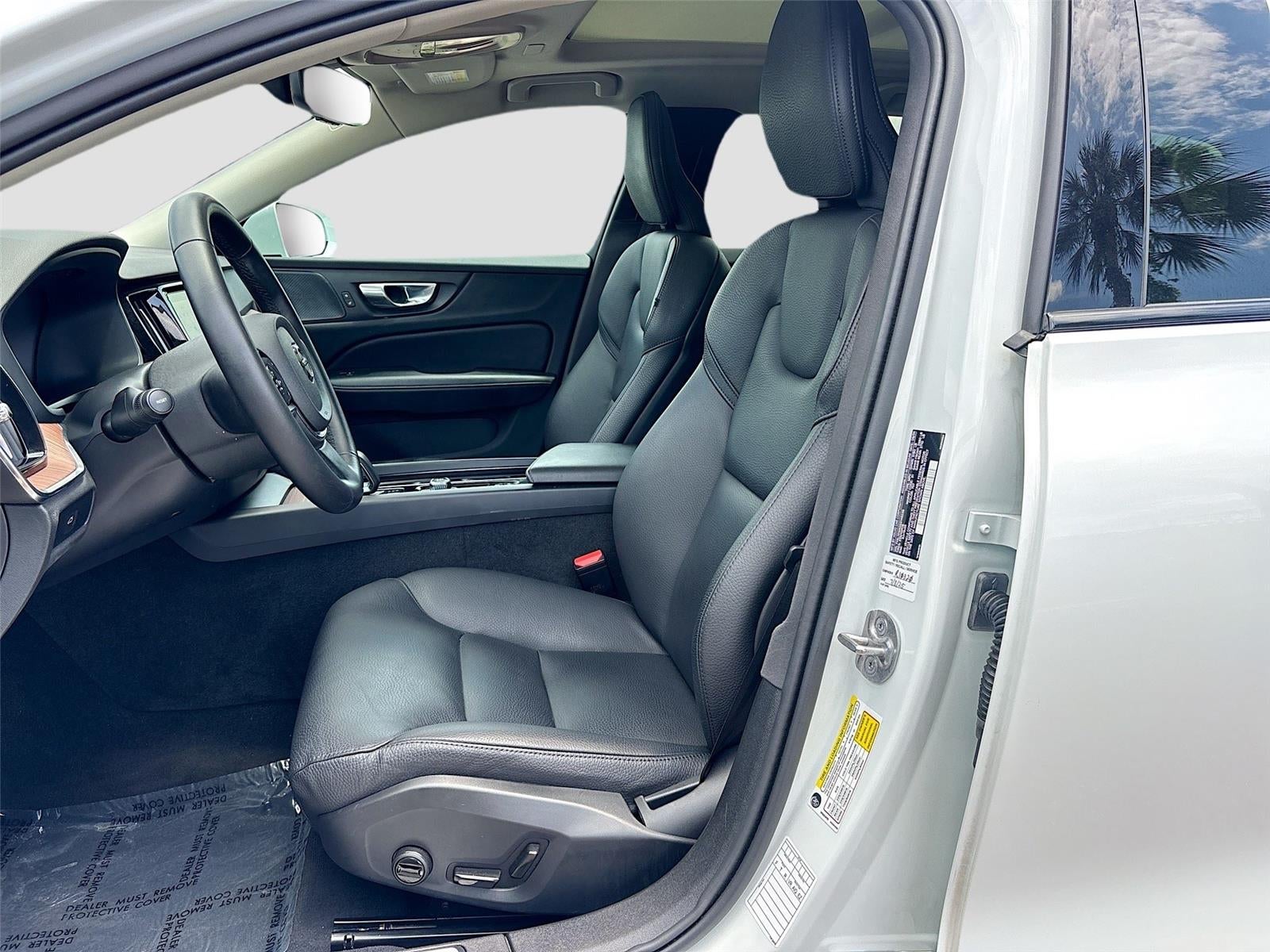 2025 Volvo V60 Cross Country Plus - Photo 22