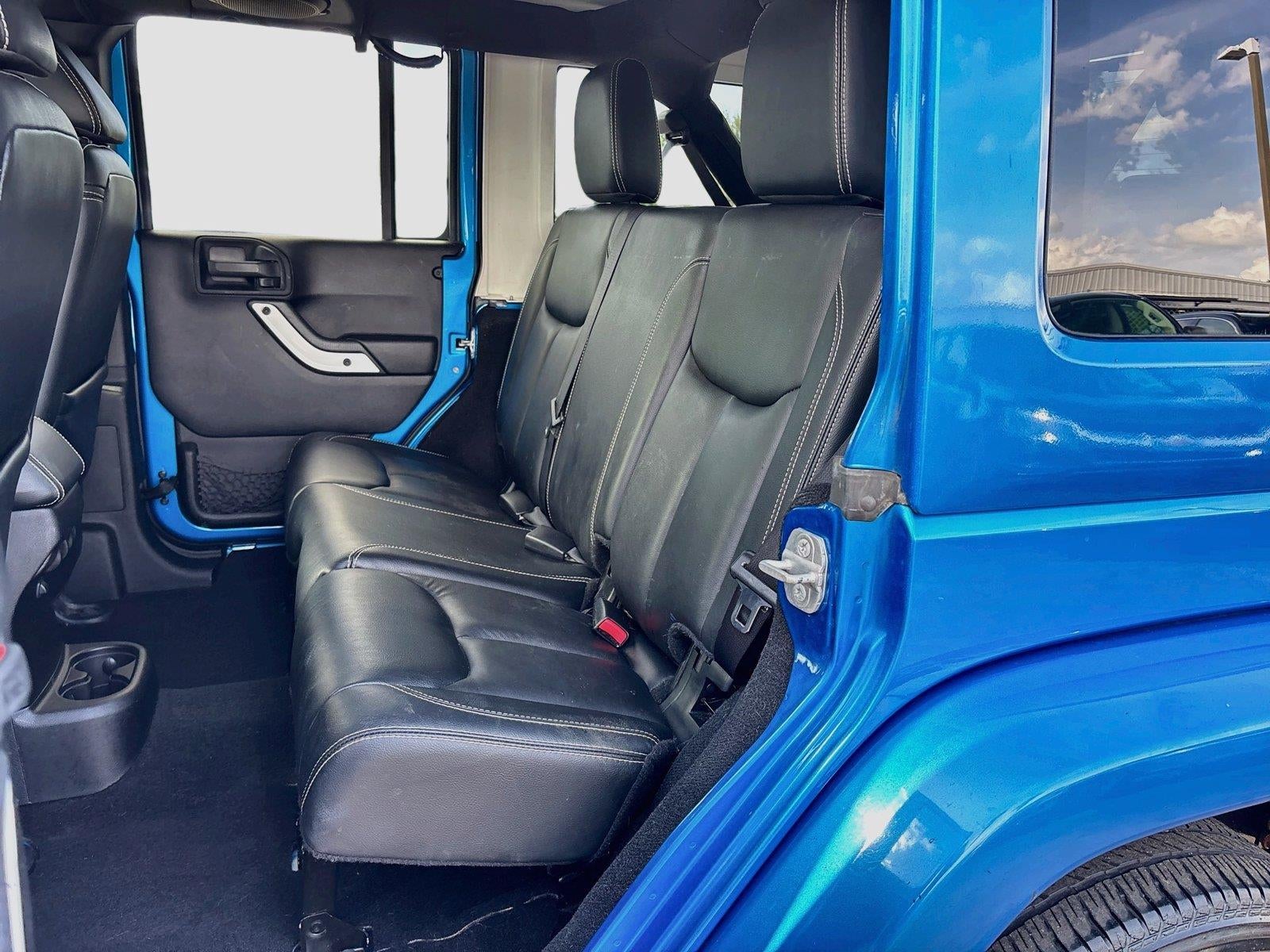 2014 Jeep Wrangler Unlimited Polar Edition