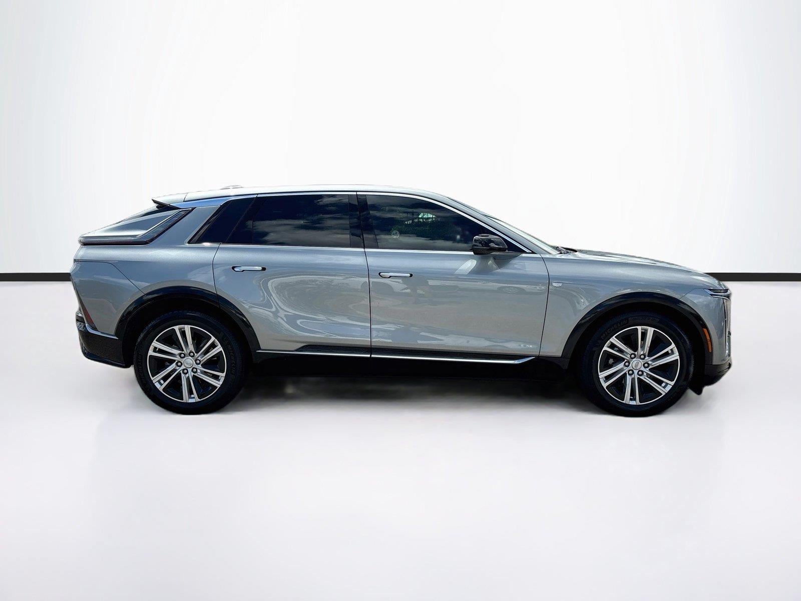 2024 Cadillac LYRIQ Tech