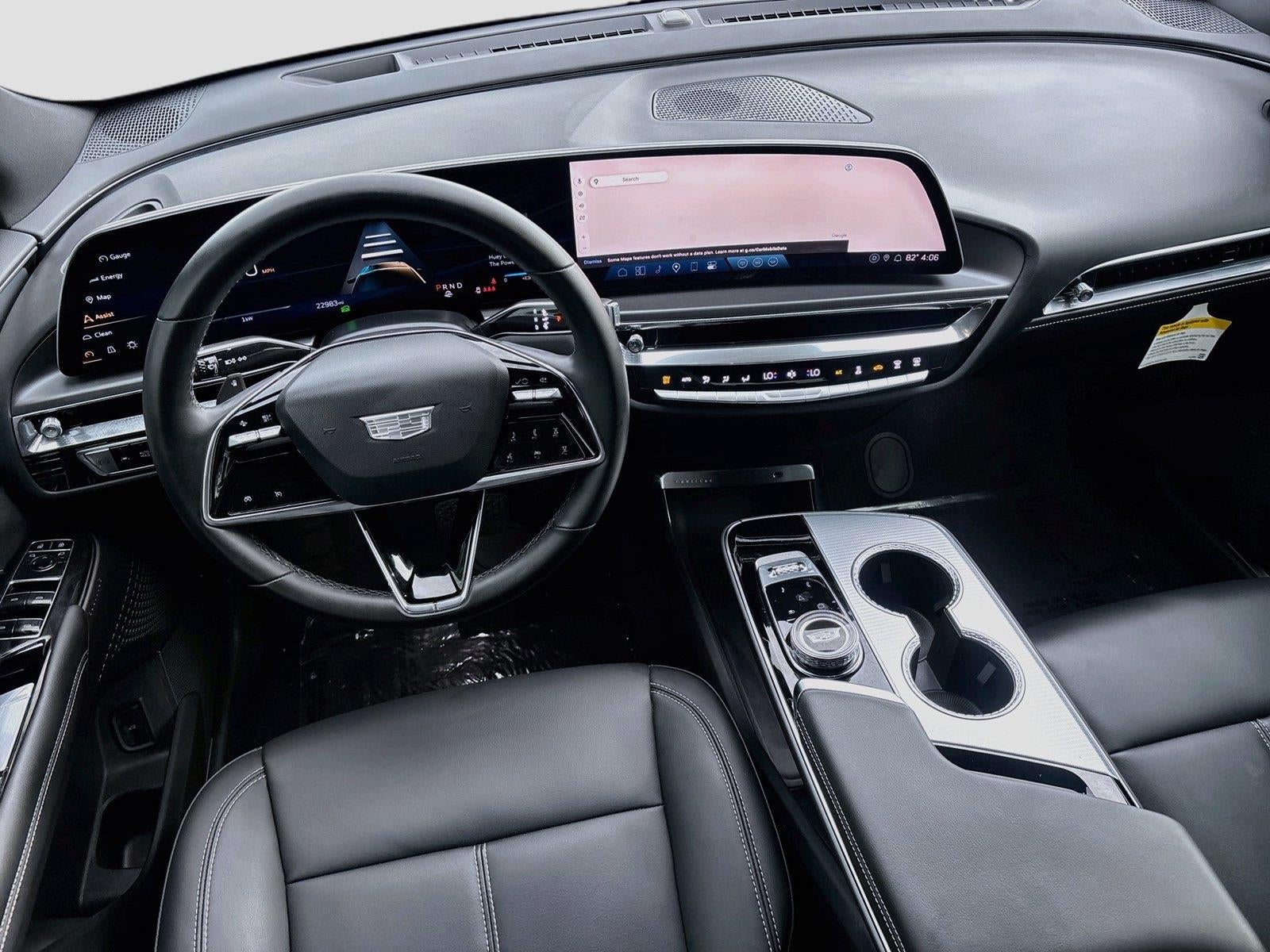 2024 Cadillac LYRIQ Tech