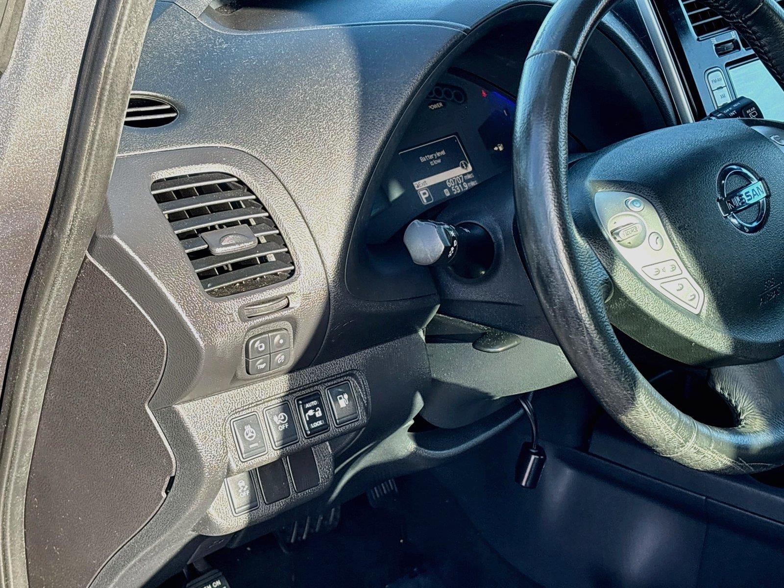 2015 Nissan LEAF SL