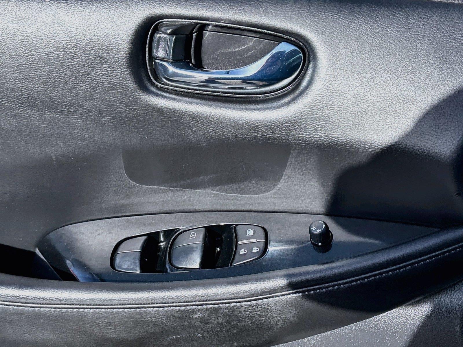 2015 Nissan LEAF SL