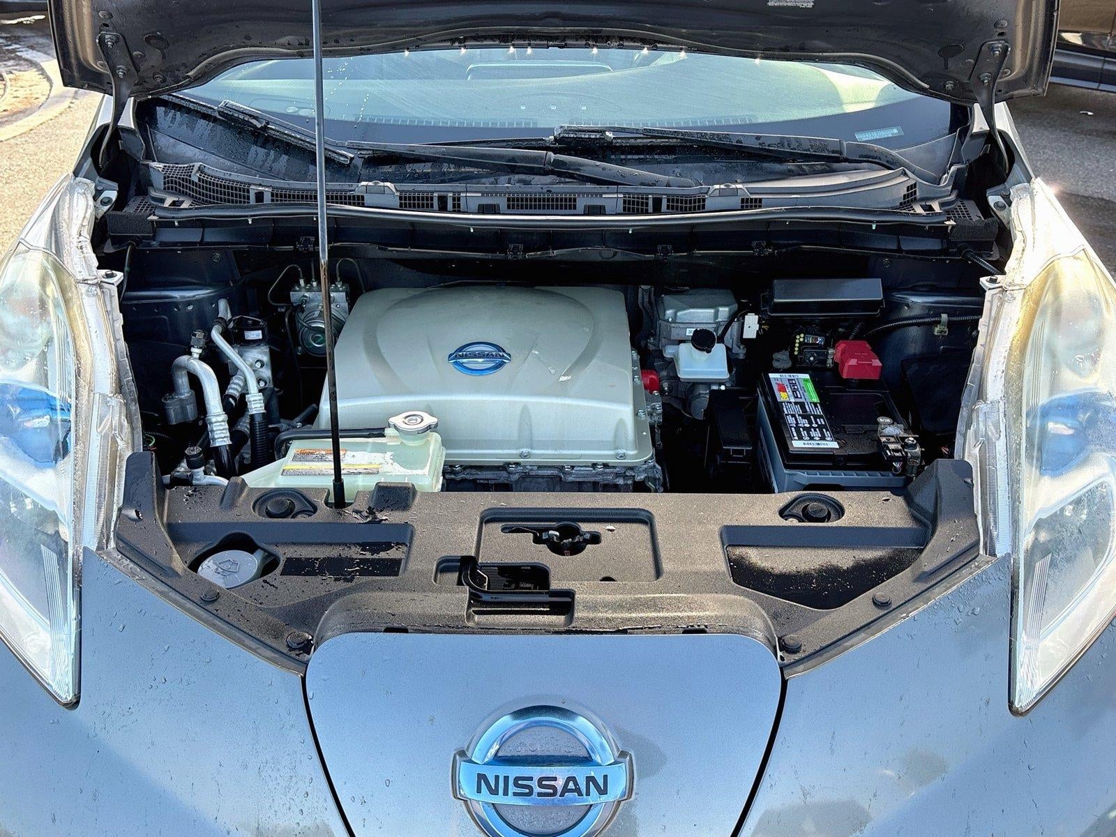 2015 Nissan LEAF SL