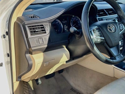 2016 Toyota Camry Hybrid XLE