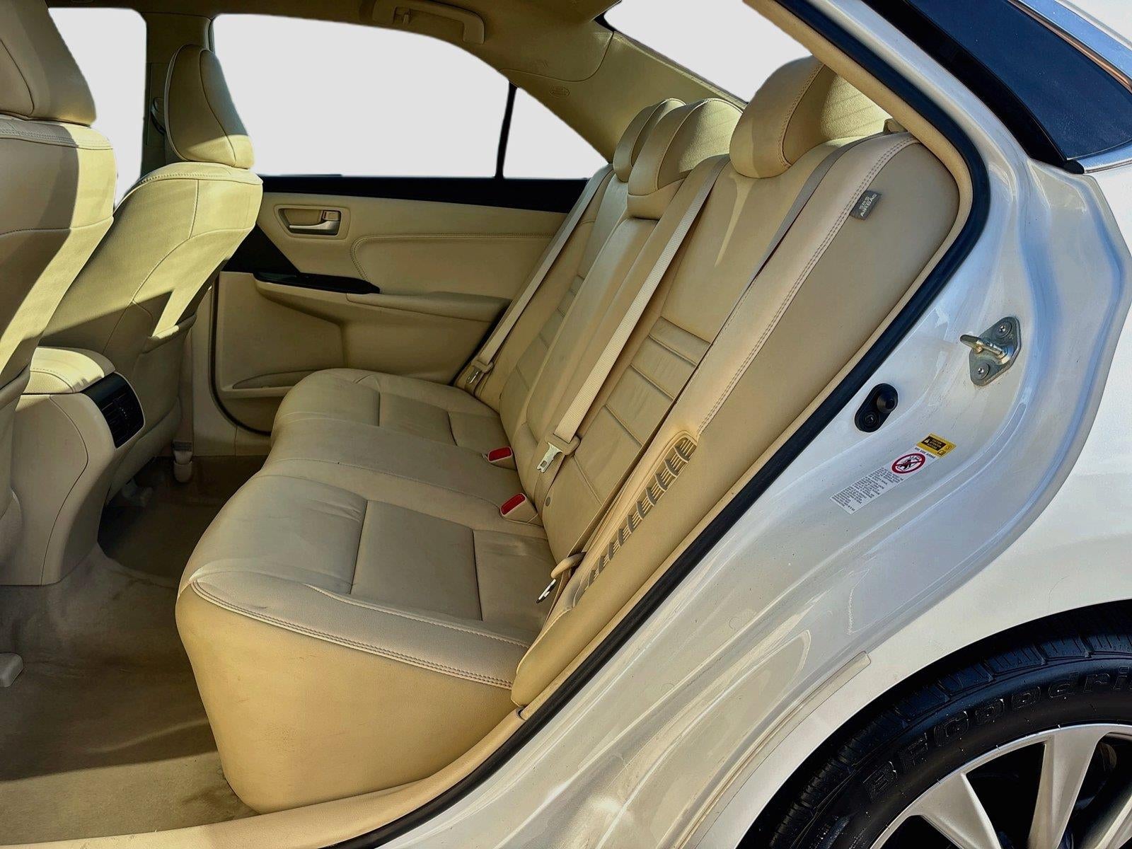 2016 Toyota Camry Hybrid XLE