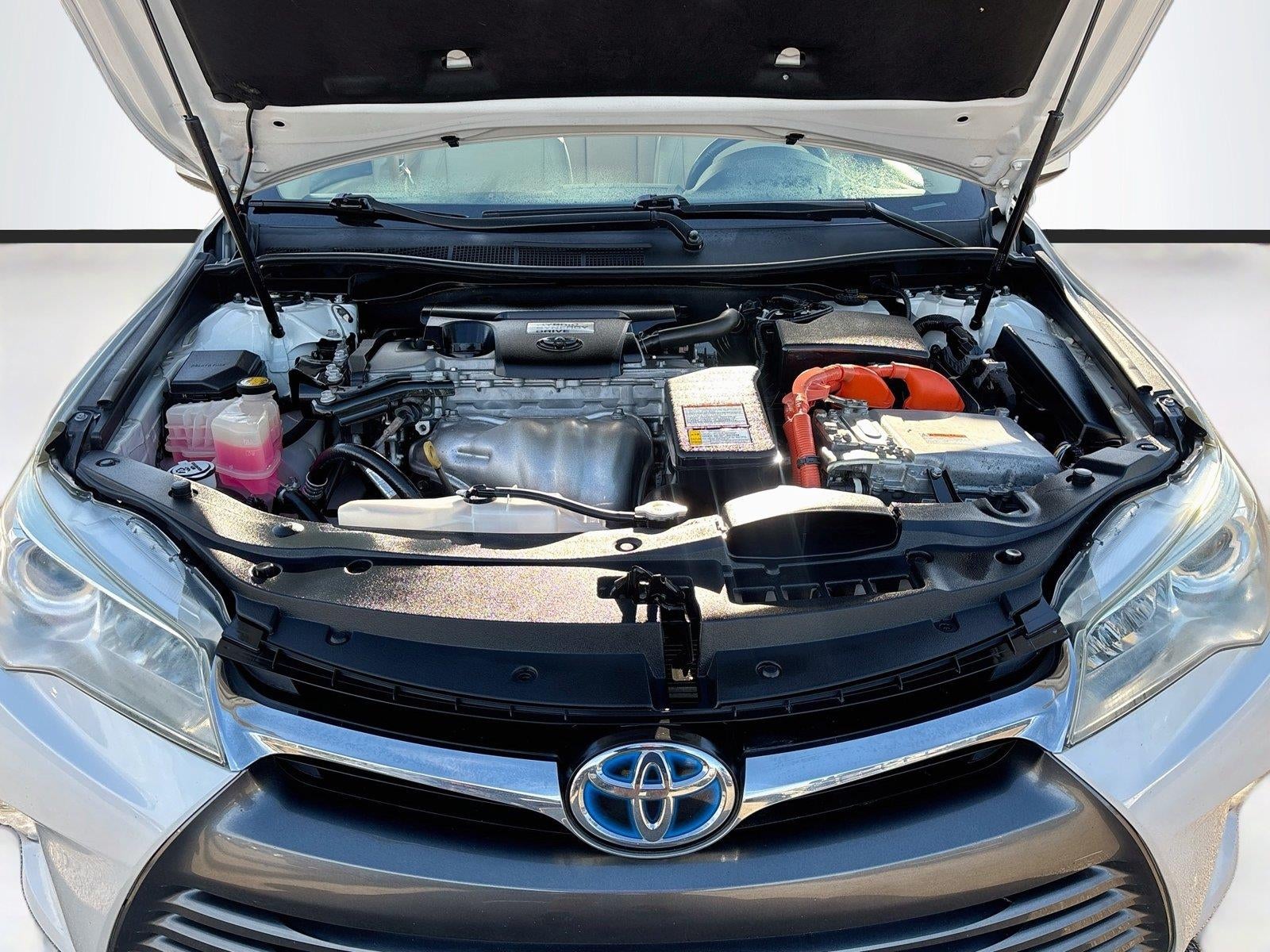 2016 Toyota Camry Hybrid XLE