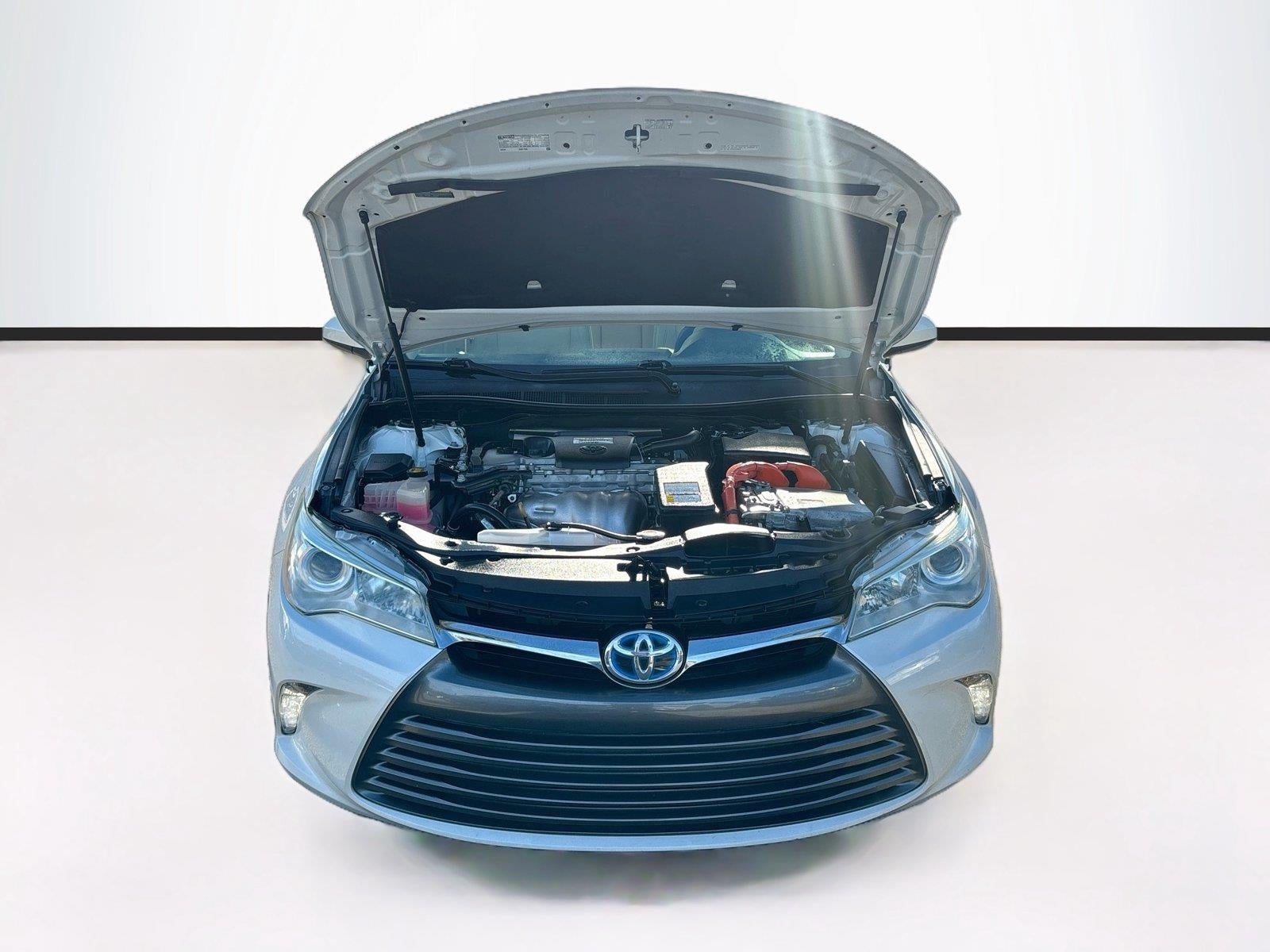 2016 Toyota Camry Hybrid XLE