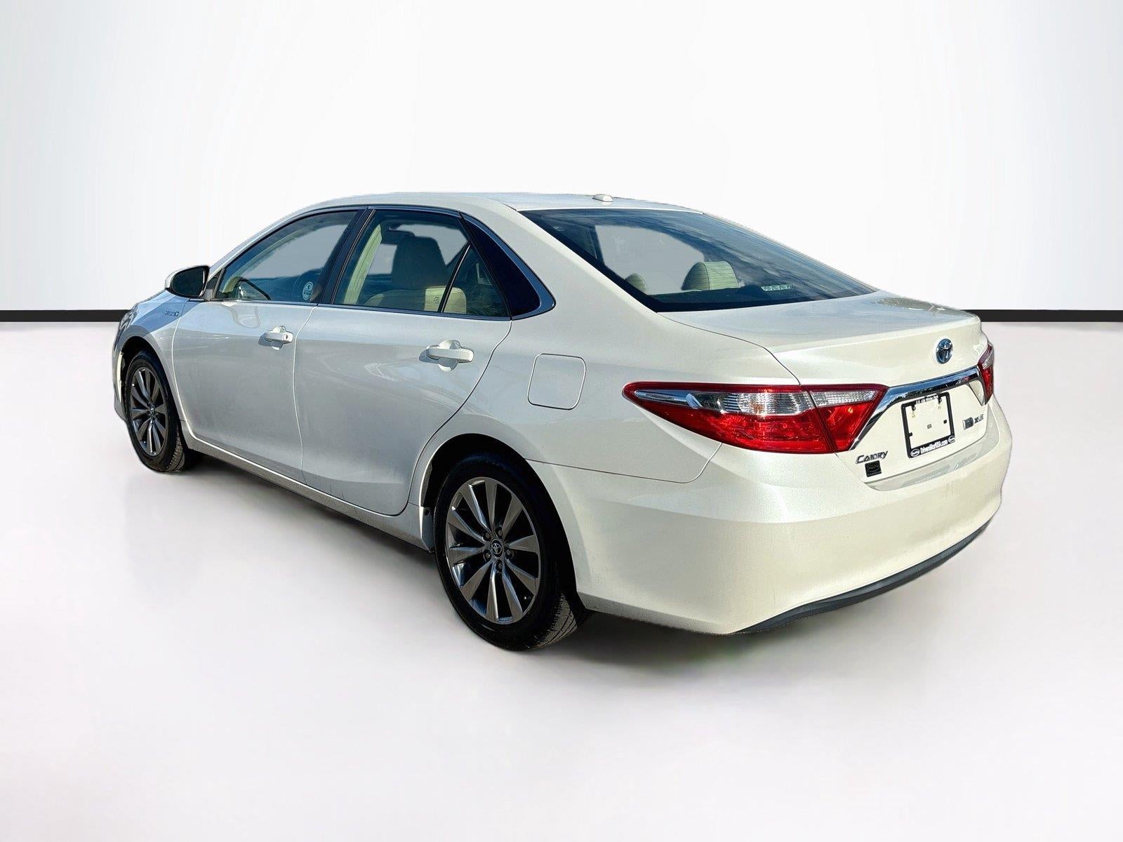 2016 Toyota Camry Hybrid XLE