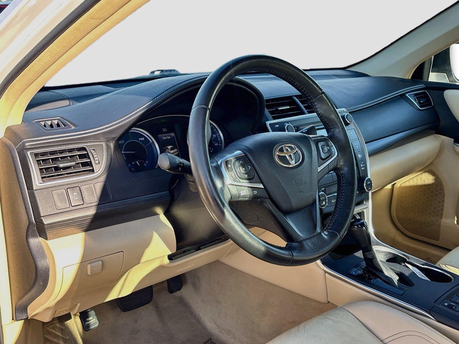 2016 Toyota Camry Hybrid XLE