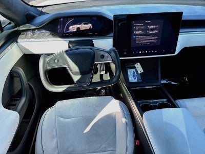 2022 Tesla Model S Plaid