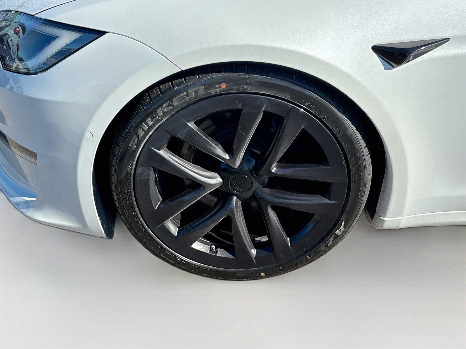 2022 Tesla Model S Plaid