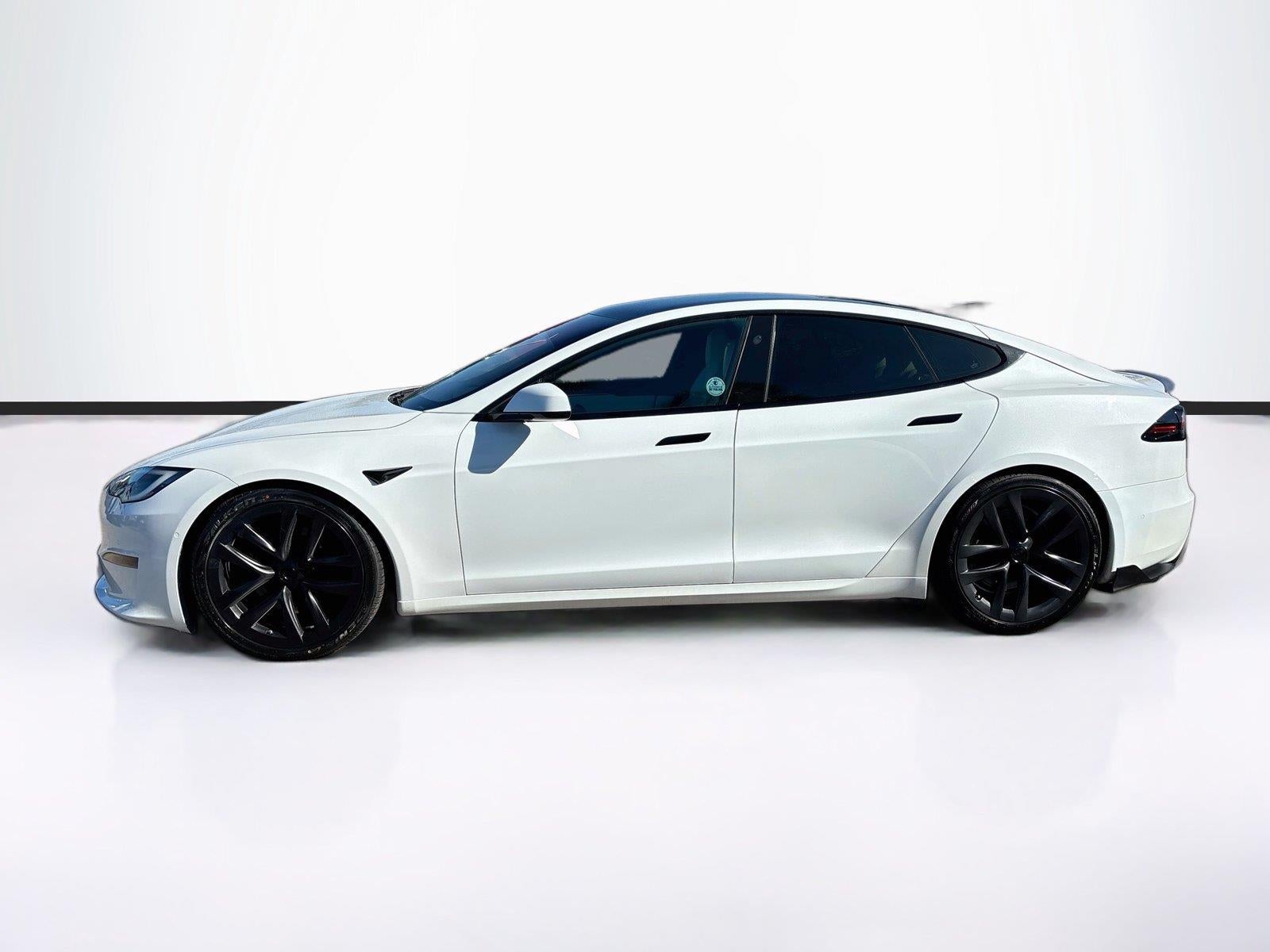2022 Tesla Model S Plaid