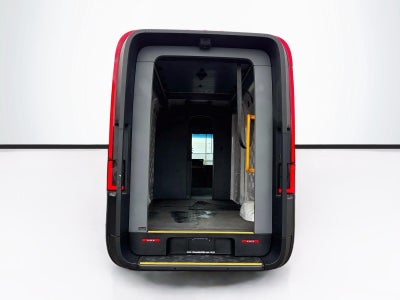 2024 RIVIAN RCV 500 Base