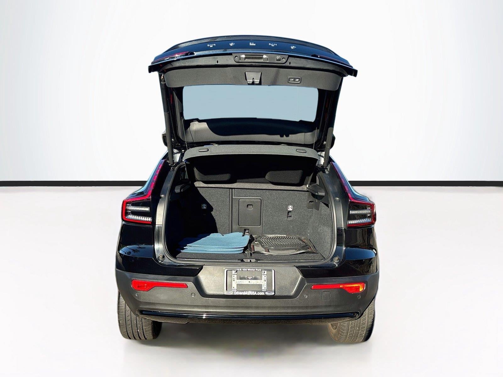 2023 Volvo C40 Recharge Pure Electric Plus