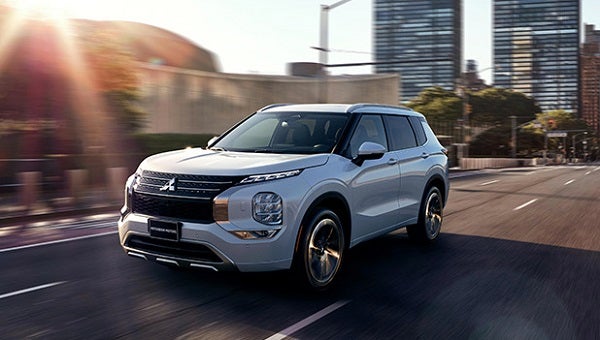 2023 Outlander | East Orlando Mitsubishi in Winter Park FL